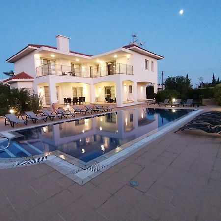 Orchard Blossom Private Villa With Pool Phrenaros Luaran gambar