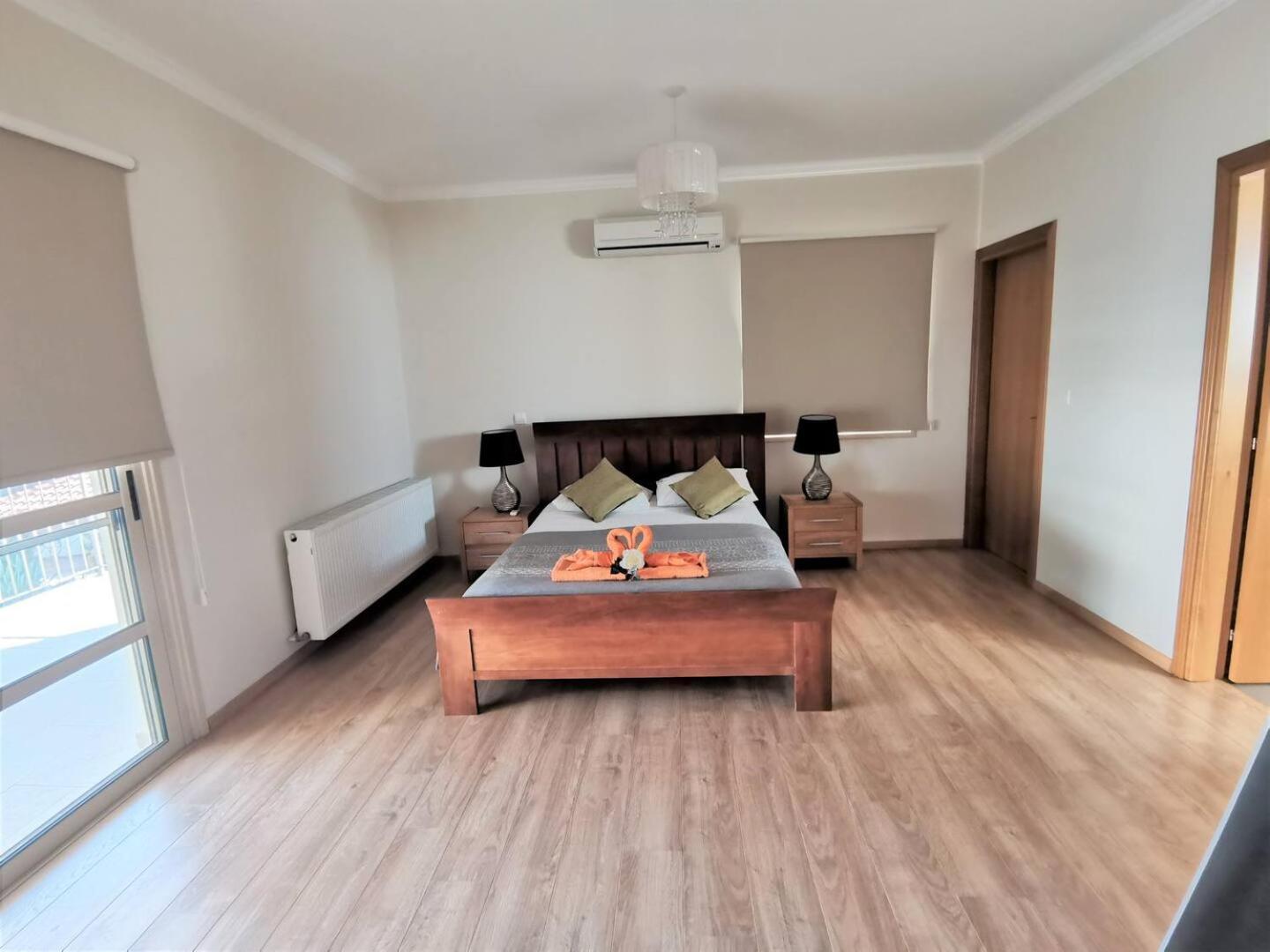 Orchard Blossom Private Villa With Pool Phrenaros Luaran gambar