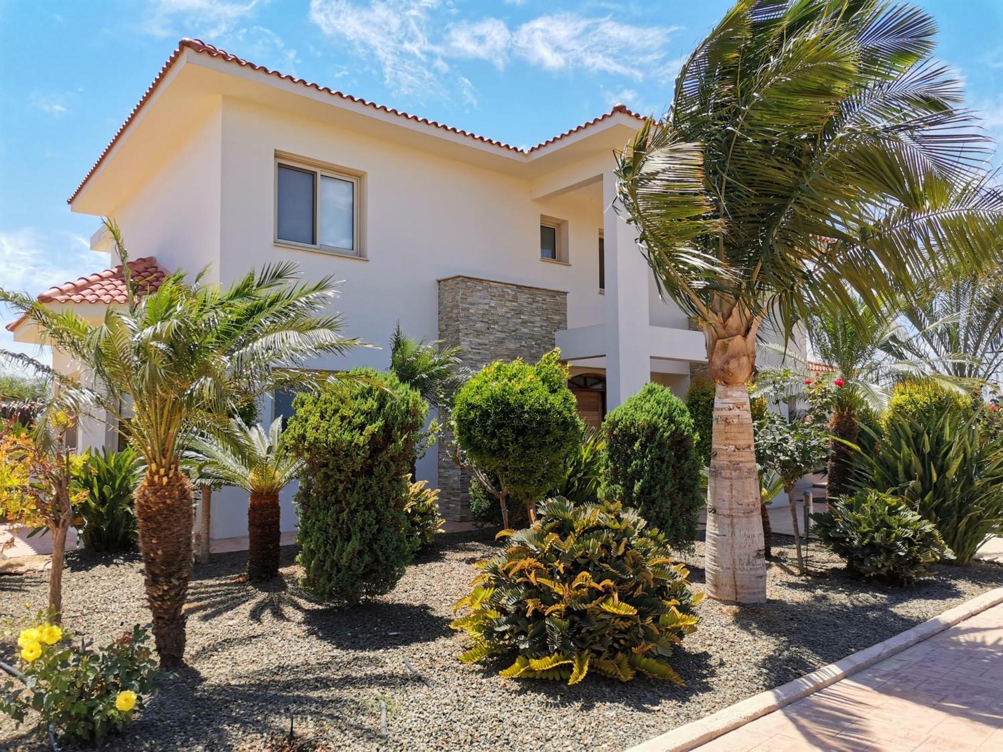 Orchard Blossom Private Villa With Pool Phrenaros Luaran gambar